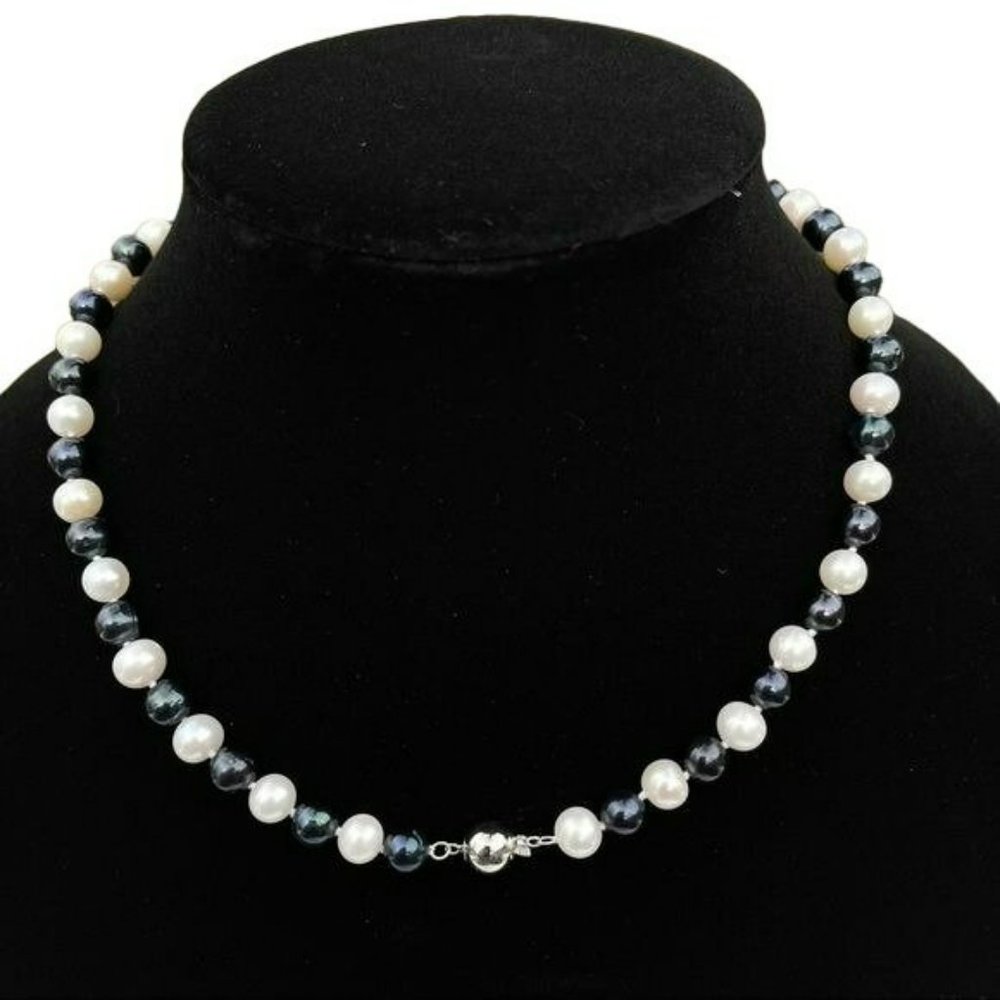 Near Round Cultured Freshwater Pearl Necklace‎ White Pearl And dyed Black 18in